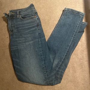 AE 90s skinny blue jeans